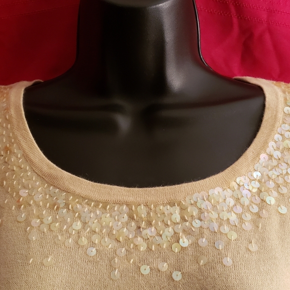 august silk Tops - Sleeveless top